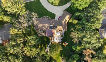 301 22nd St NW, Austin, MN 55912