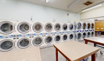 97900 SHOPPING CENTER Ave, Brookings, OR 97415