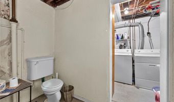 2445 W Allen St, Allentown, PA 18104