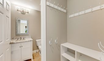 200 Cobb Rd, Aurora, IN 47001