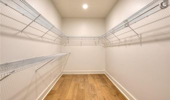 1947 Clark Dr, Tucker, GA 30084