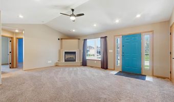 89 Cardinal Ave, Atkins, IA 52206