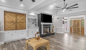 967 Five Points Rd, Barnesville, GA 30204