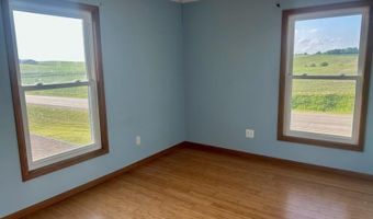 17851 County Rd E45, Anamosa, IA 52205