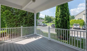 311 Still Water Cir 311, Brookfield, CT 06804