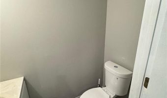 2895 Hamilton Blvd 105, Allentown, PA 18104