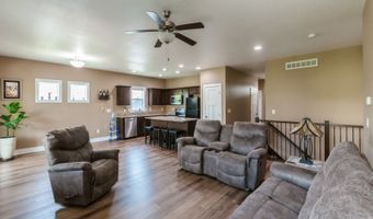 1642 S 11th St, Adel, IA 50003