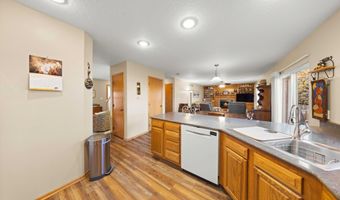 824 Tennyson Ave, Ames, IA 50014