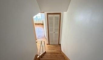 706 Mohawk St, Allentown, PA 18103