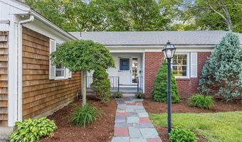 37 Beaumont St, East Providence, RI 02916