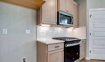 758 NW 28TH St, Battle Ground, WA 98604