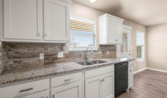 711 15th St, Abernathy, TX 79311