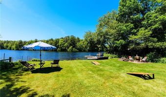 31 Sunset Dr, Hopkinton, RI 02832