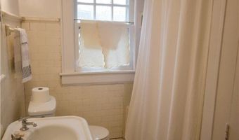 30 Casterton Ave N, Akron, OH 44303