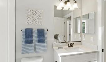 9206 FERNWOOD Rd, Bethesda, MD 20817