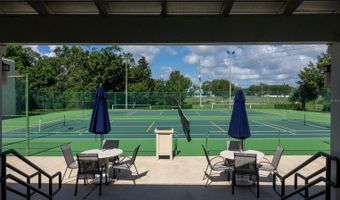 676 OAK HOLLOW Way, Altamonte Springs, FL 32714