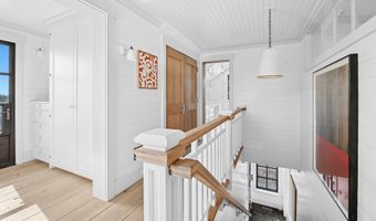 30 Private Rd, Amagansett, NY 11944