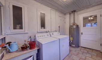 702 N 2nd St, Alpine, TX 79830