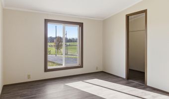 23594 Lawrence 1200, Aurora, MO 65605
