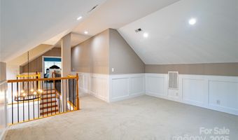 4401 Town And Country Dr, Charlotte, NC 28226