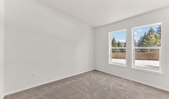 1649 Crown Point Pkwy, Cascade, ID 83611