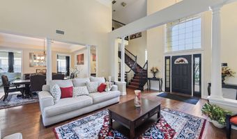 2013 Pointe Clear Dr, Biloxi, MS 39531