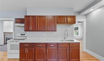 1107 Main St, Coventry, RI 02816