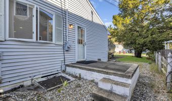 64 Harbor Inn Rd, Bayville, NJ 08721