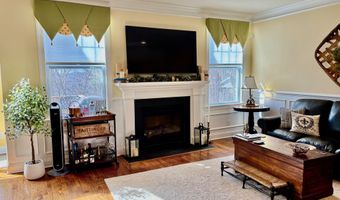 20 Great Hill Dr 20, Bethel, CT 06801
