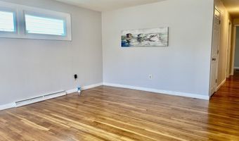 67 Oakcrest Rd, Boston, MA 02136
