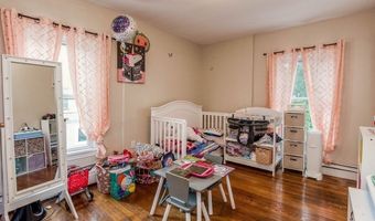 40 Falmouth St, Attleboro, MA 02703