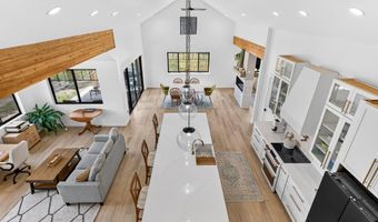 800 N Main St, Cascade, ID 83611