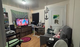 822 N 5TH St, Reading, PA 19601