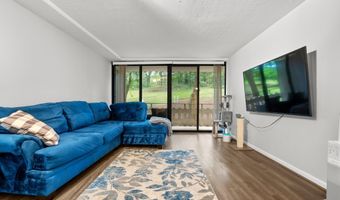 6301 STEVENSON Ave 114, Alexandria, VA 22304