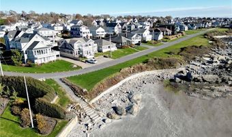 46 Esplanade, Middletown, RI 02842