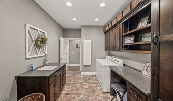 8275 Medlin Rd, Baxter, TN 38544