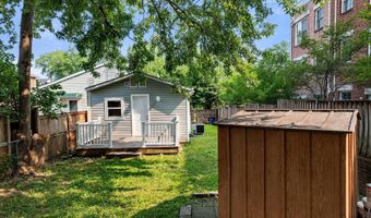 109 E REED Ave 1/2, Alexandria, VA 22305