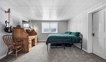 410 6th Ave, Amana, IA 52203