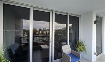 9261 E Bay Harbor Dr 402, Bay Harbor Islands, FL 33154