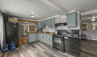 27 Albert St, Adams, MA 01220