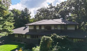 8050 Wilderness Trl NE, Ada, MI 49301