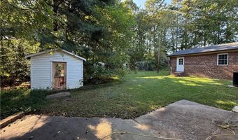 1108 Pine Hill Rd, Asheboro, NC 27205