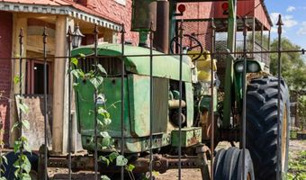 115 S Main St, Adairsville, GA 30103