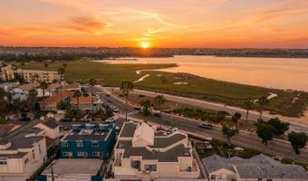 3822 Sequoia St, San Diego, CA 92109