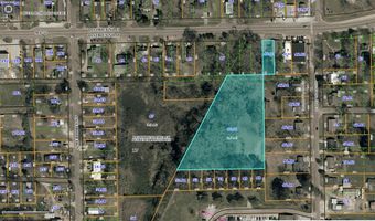 232 E Calhoun St, Bruce, MS 38915