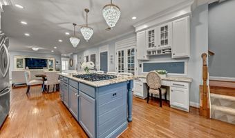 24165 SPRING MEADOW Cir, Aldie, VA 20105