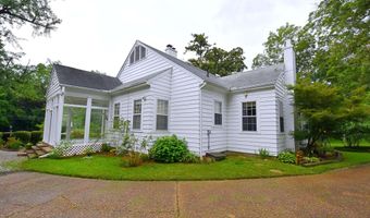 800 W Commerce St, Aberdeen, MS 39730