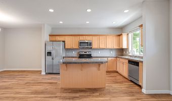 19565 HUMMINGBIRD Loop, Oregon City, OR 97045