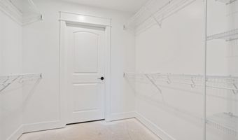 1663 Fairview Dr, Allegan, MI 49010
