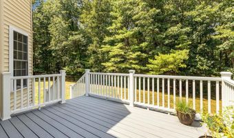 36 Summit Rd, Bedford, NH 03110